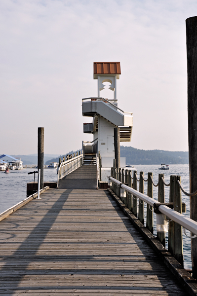 the world's longest floating boardwalk